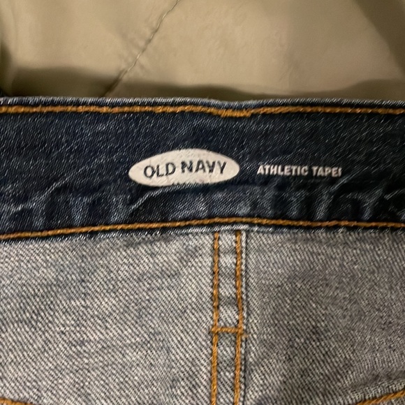 Old Navy 28 x 30 Men’s Athletic Taper Jeans Great Condition - Picture 4 of 4